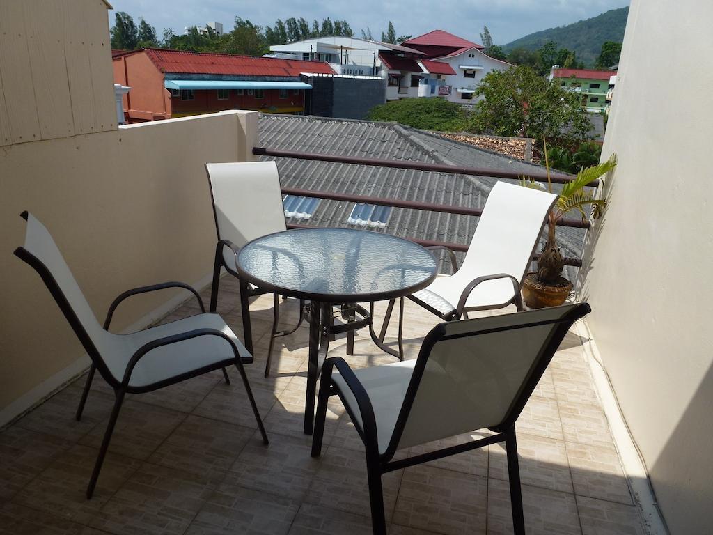 Bellmans Restaurant & Guesthouse Karon Стая снимка