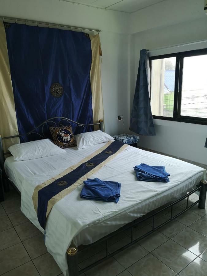 Bellmans Restaurant & Guesthouse Karon Екстериор снимка